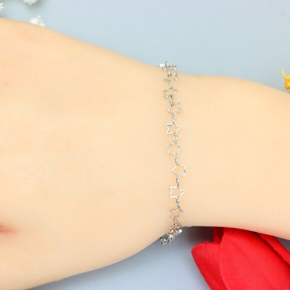 "Elegant & Trendy Bracelet, A Perfect Gift for Women, Thoughtful, EVCH1707 - Picture 2 of 10